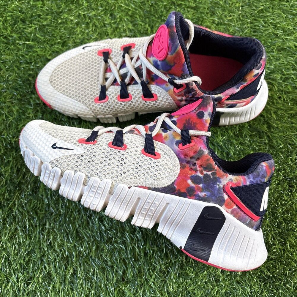 Nike Free Metcon 4 Paint Smudge White Pink Blue CZ0596-101 Women’s Size 7.5